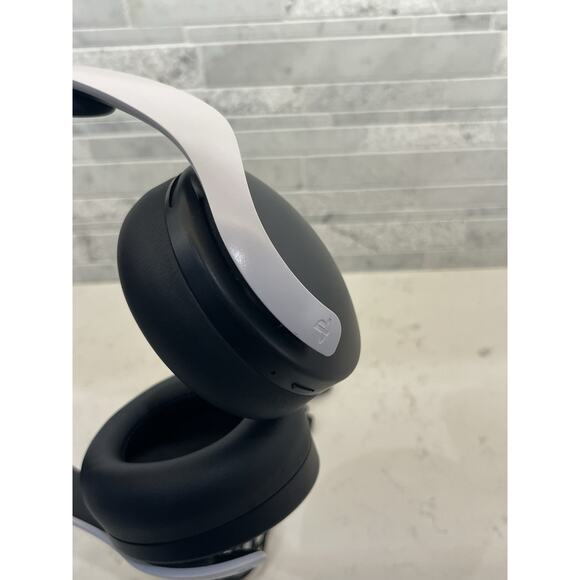 Sony Pulse 3D Over the Ear Gaming Headset - White (3005688) - No Dongle - Picture 2 of 6